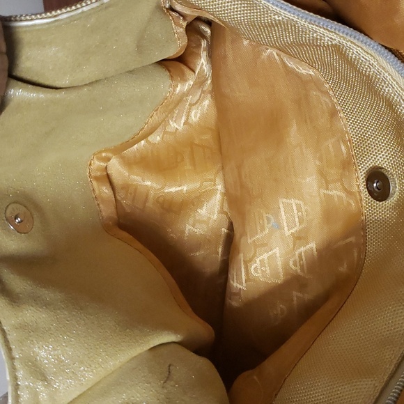 Kathy Van Zeeland Taupe Creamy Shoulder Bag Purse Crown Charm Satchel - Picture 13 of 17